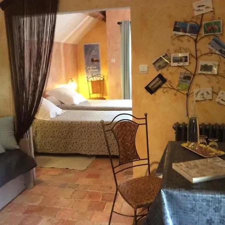 Les Orkys De Loire 3*